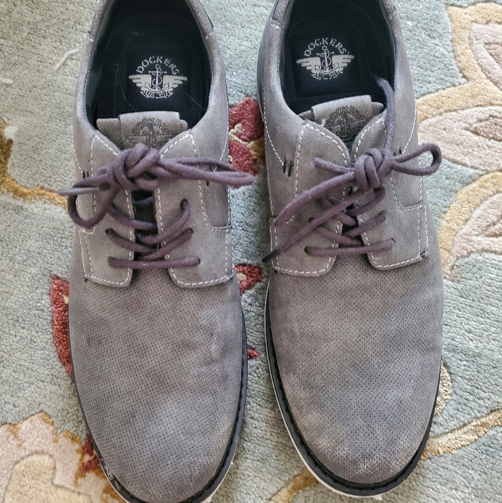 Mens dress shoes
